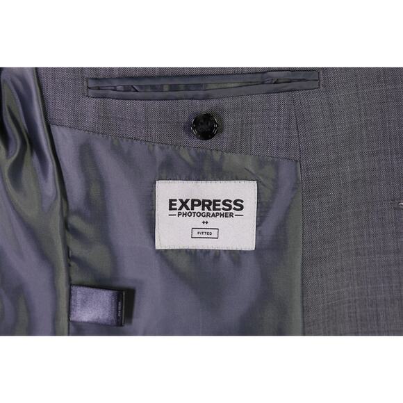 Express Mens Photographer Fitted Solid Light Gray 2-Btn Suit 38S - Picture 8 of 9